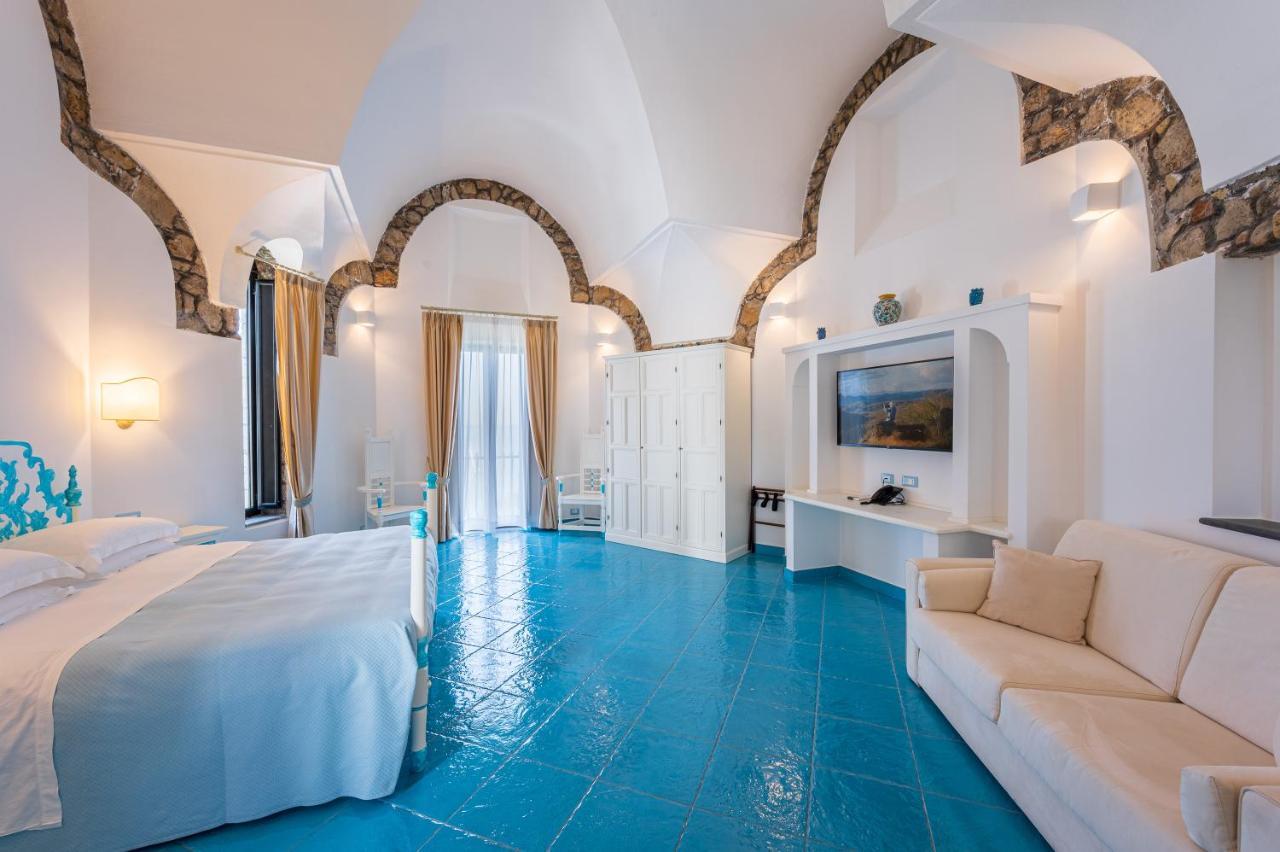 Grand Hotel Le Rocce ガエータ エクステリア 写真