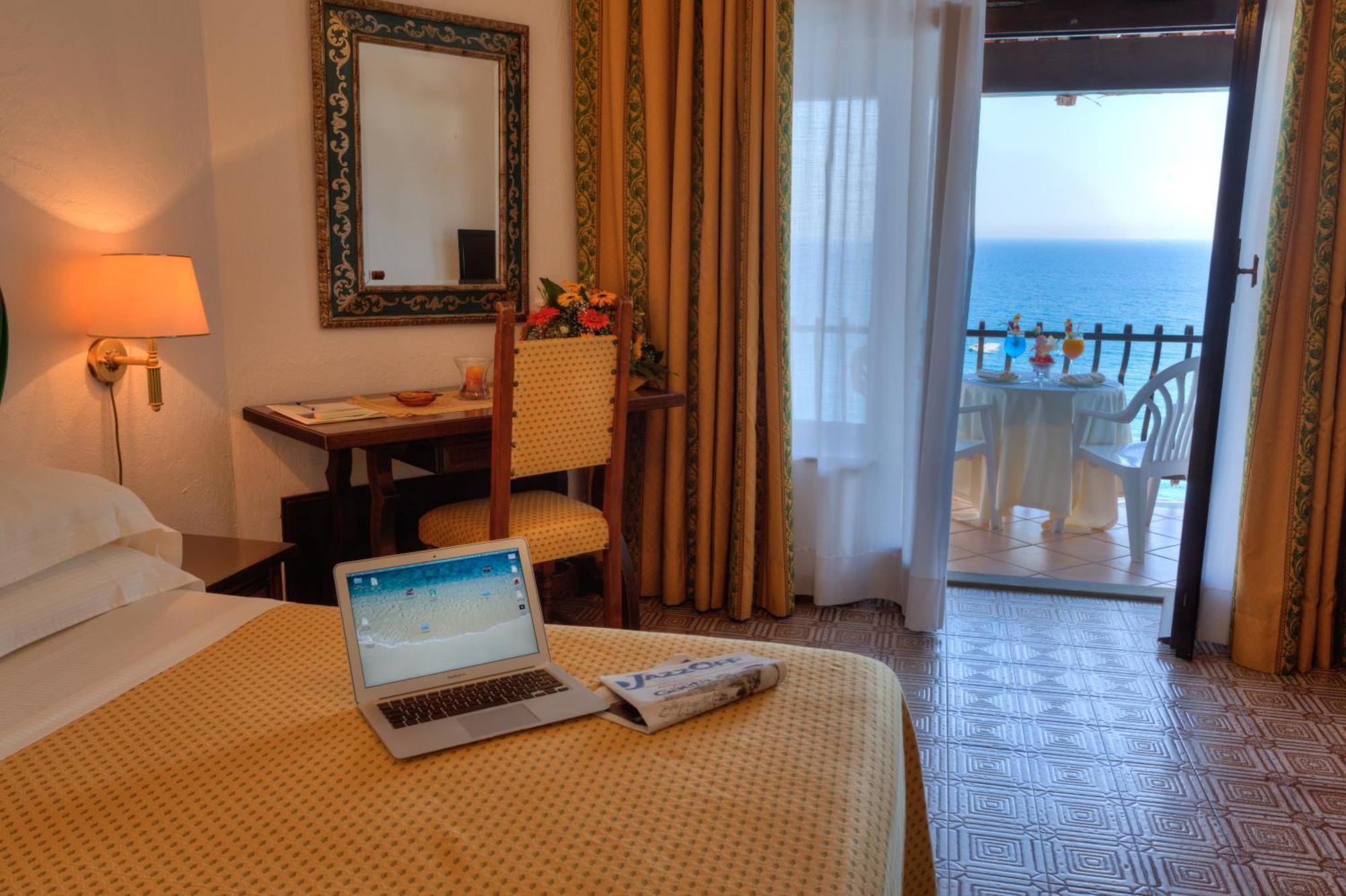 Grand Hotel Le Rocce ガエータ エクステリア 写真