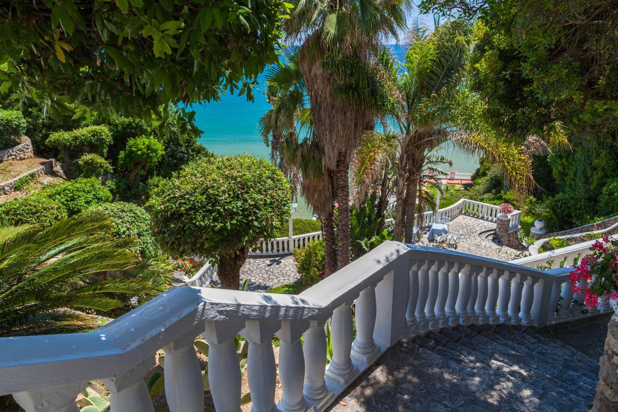 Grand Hotel Le Rocce ガエータ エクステリア 写真
