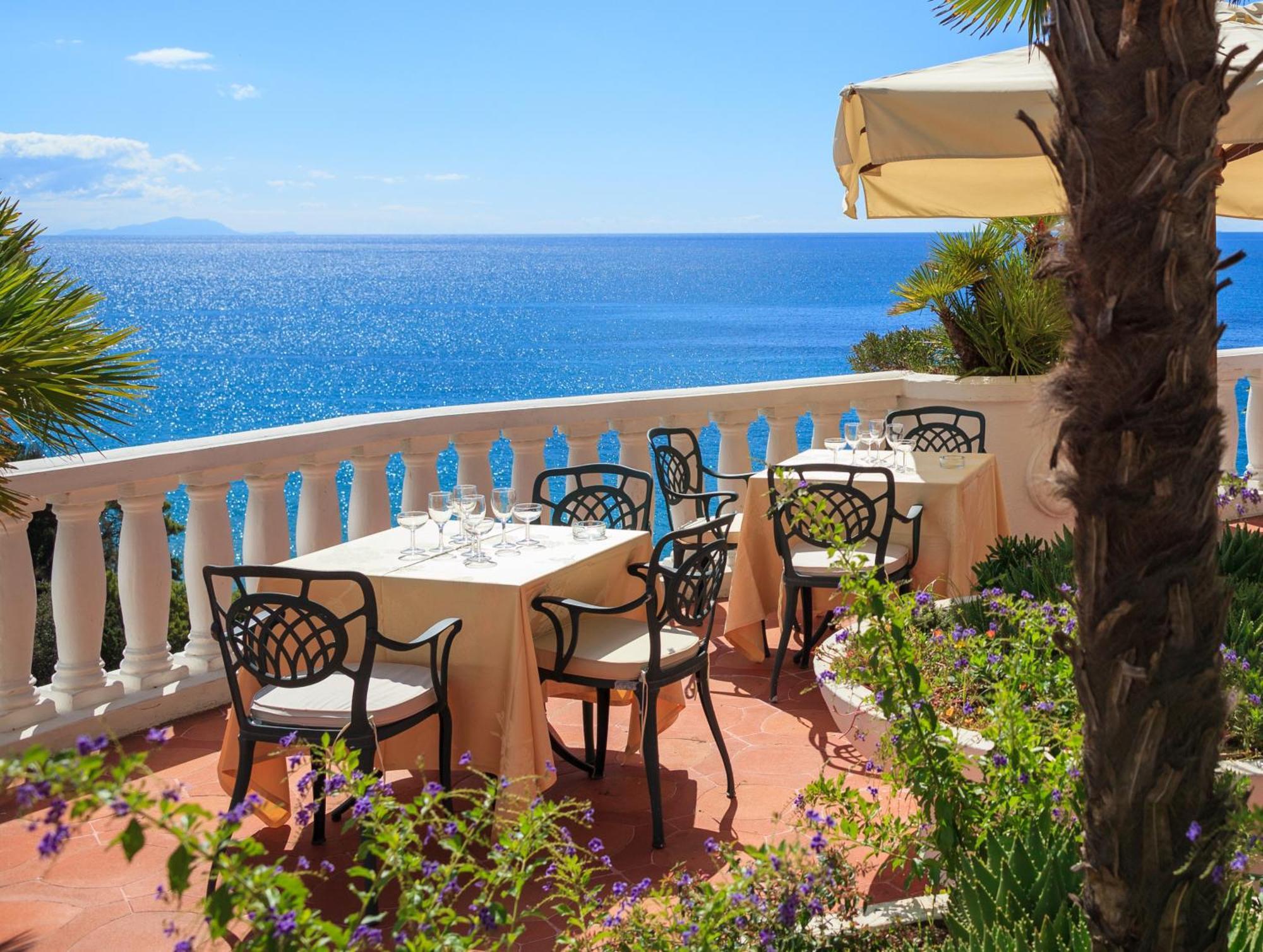 Grand Hotel Le Rocce ガエータ エクステリア 写真